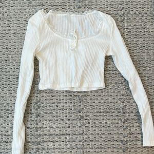 White lace trim, ribbed long sleeve tee